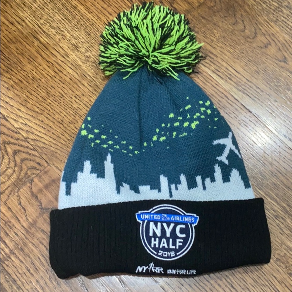 UANYC half marathon cityscape Pom beanie